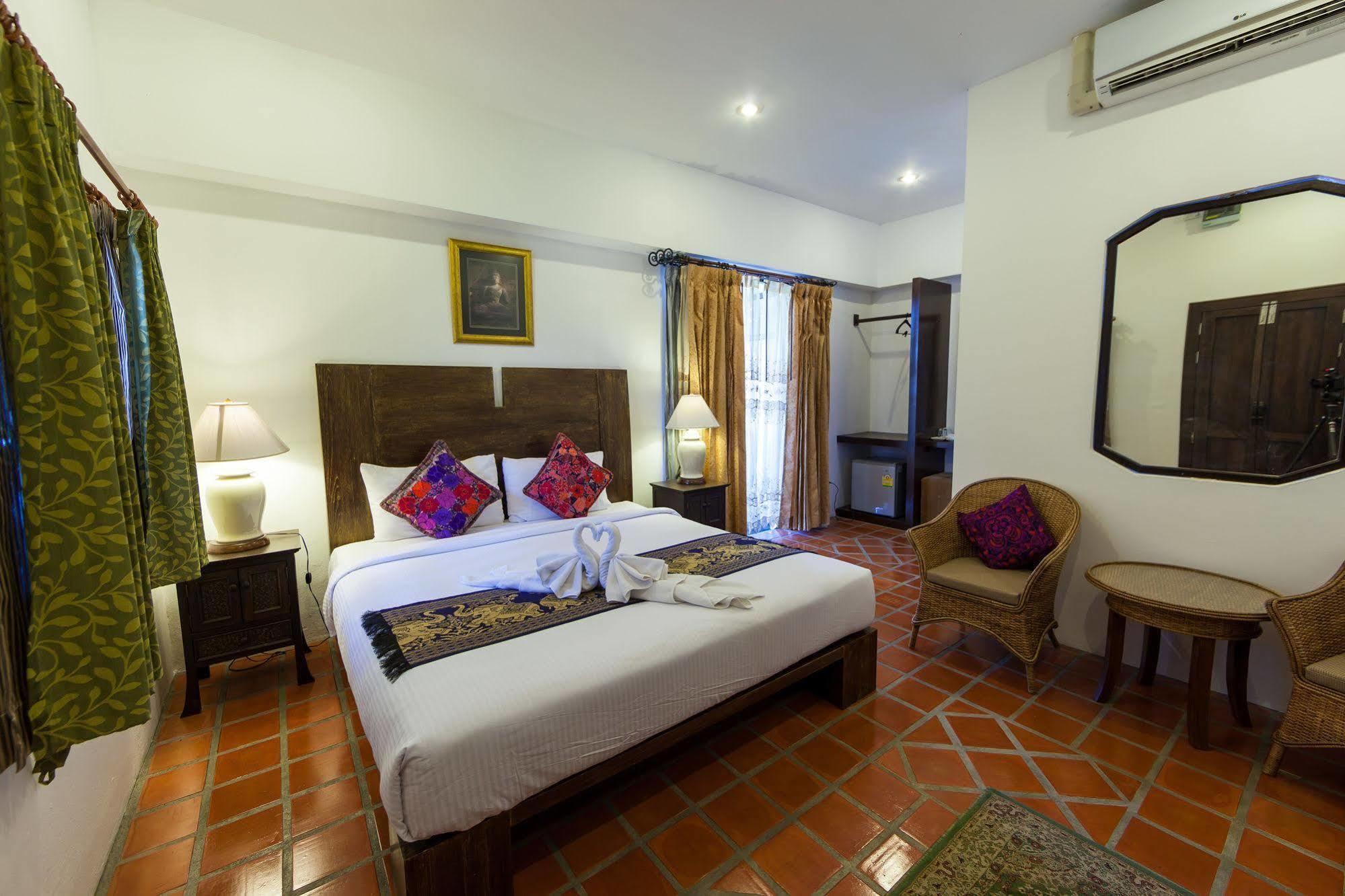 Come Chiangmai Lanna Boutique House Bed and Breakfast Τσιάνγκ Μάι Εξωτερικό φωτογραφία