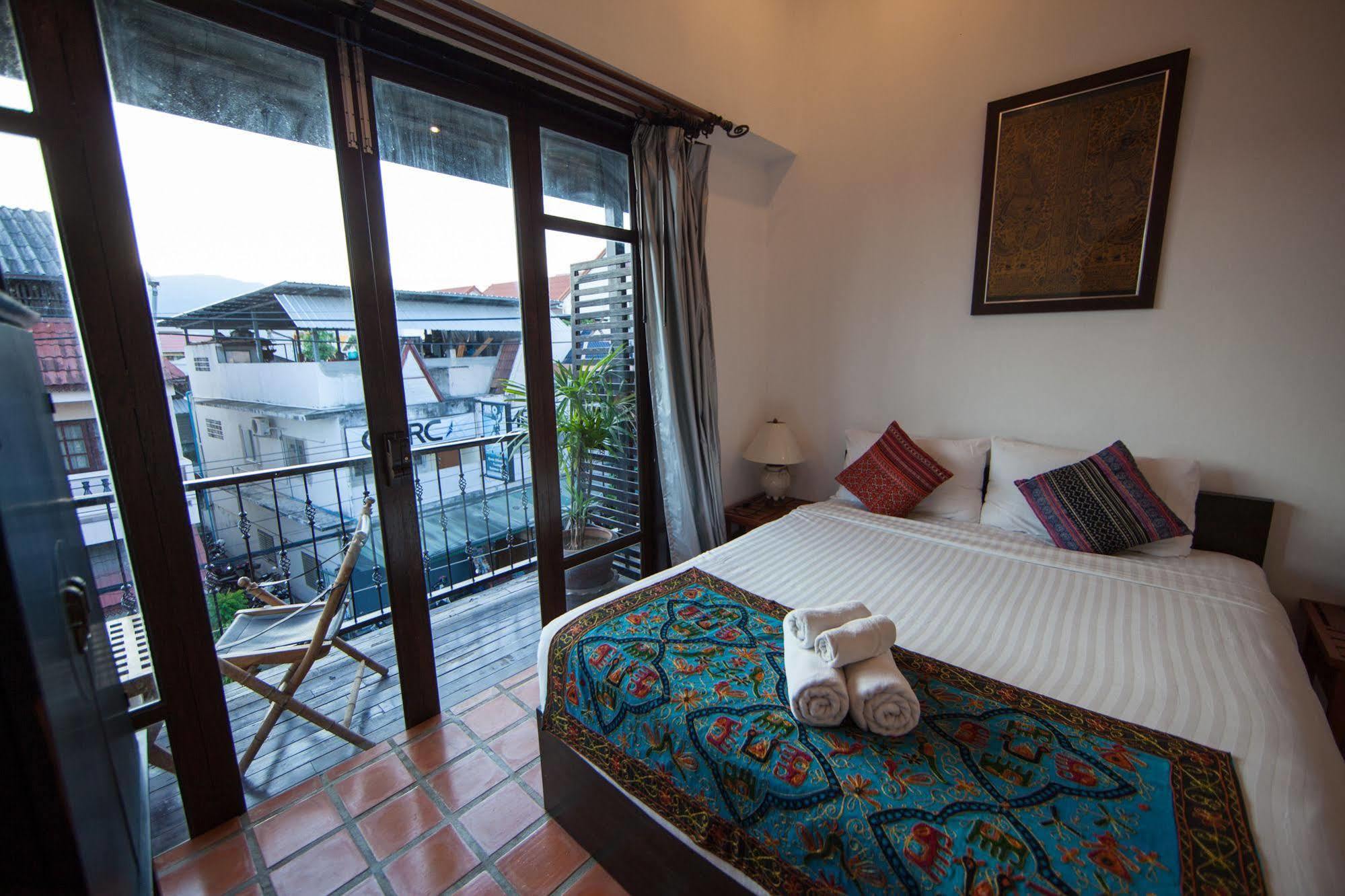 Come Chiangmai Lanna Boutique House Bed and Breakfast Τσιάνγκ Μάι Εξωτερικό φωτογραφία